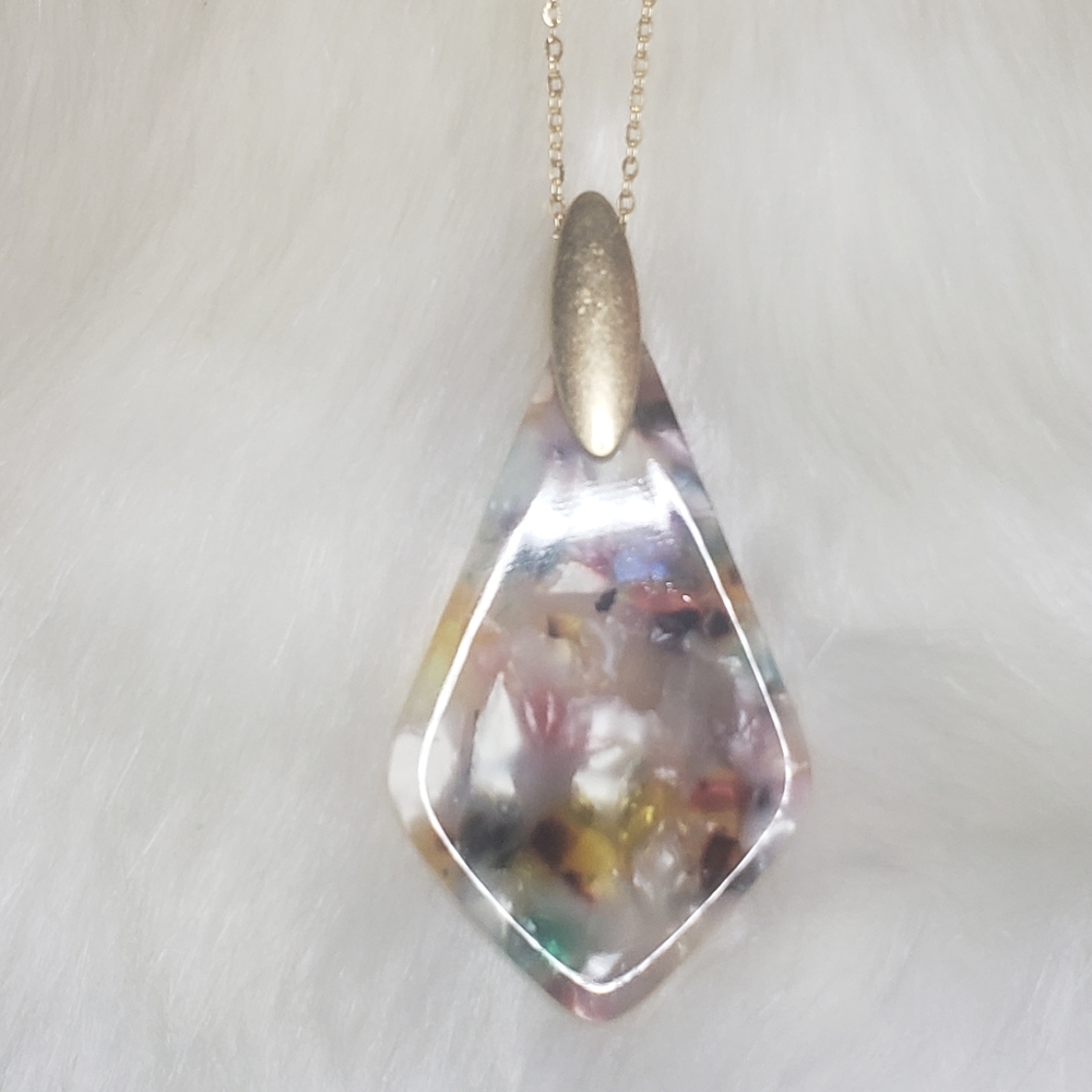 NWOT Super long Acetate Gold Necklace